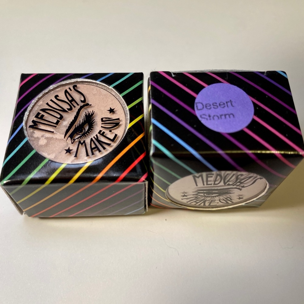 Medusa’s Makeup eye dust pigment